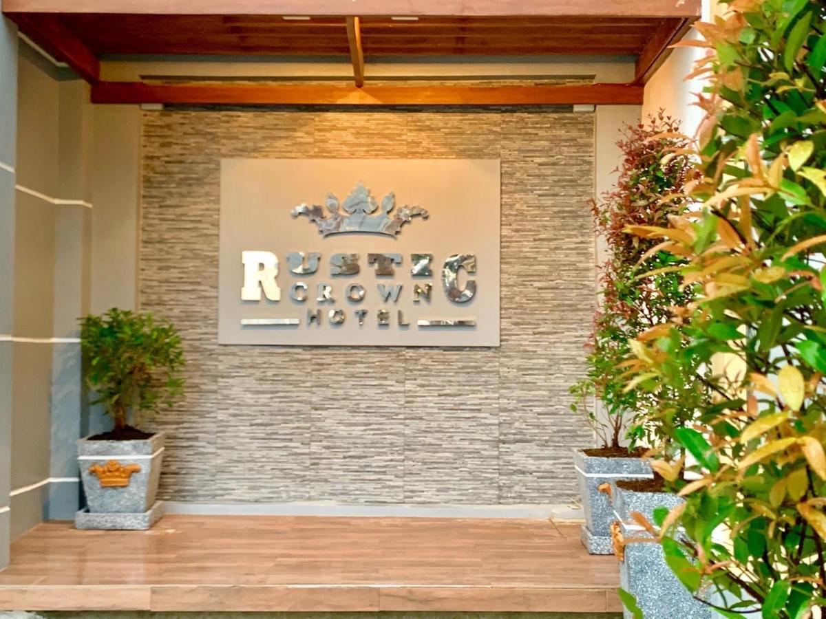 Rustic Crown Hotel Alaminos Exterior foto