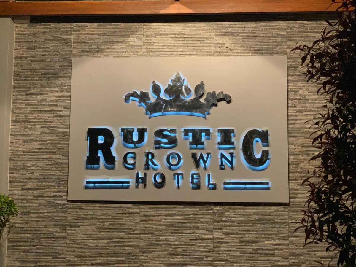 Rustic Crown Hotel Alaminos Exterior foto